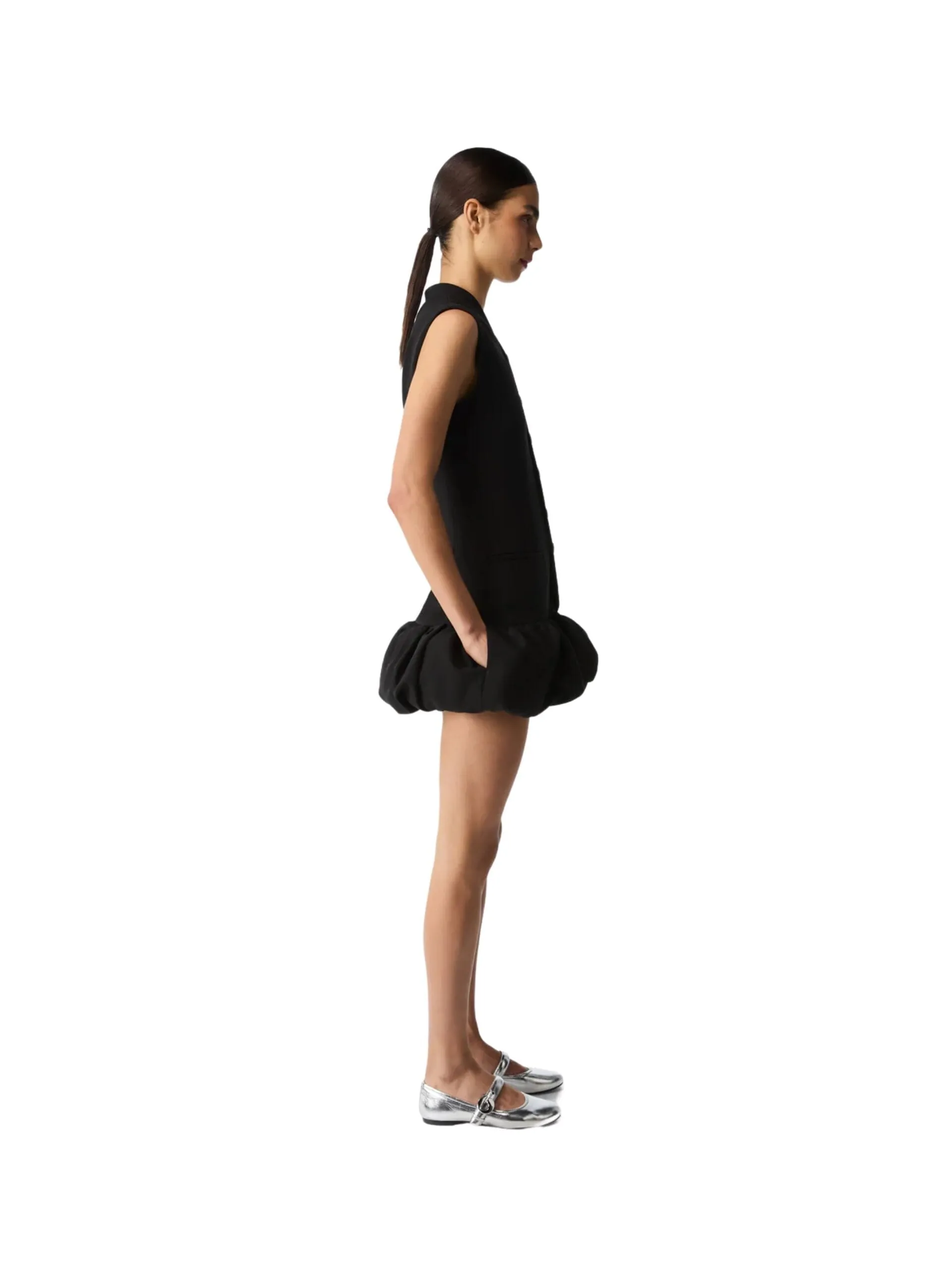 Gathered Hem Sleeveless Tailored Dress / Black